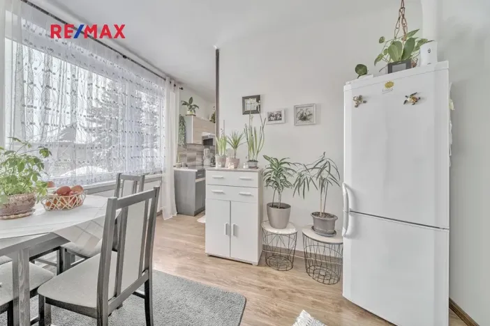 Prodej bytu 3+1, Mukařov, Pražská, 64 m2