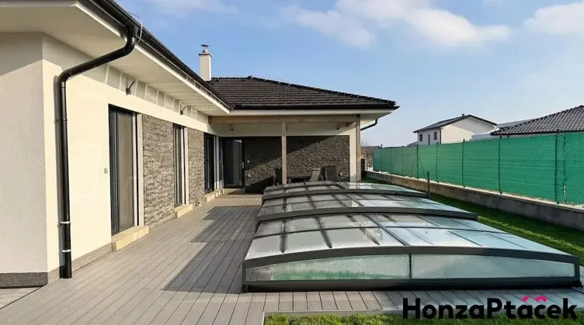 Prodej rodinného domu, Křenice, V Kukli, 190 m2