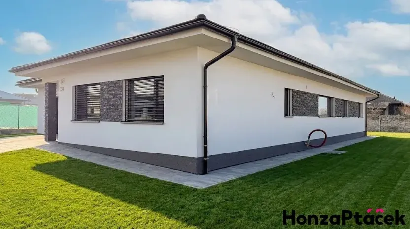 Prodej rodinného domu, Křenice, V Kukli, 190 m2