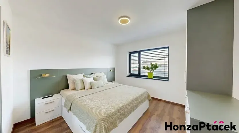 Prodej rodinného domu, Křenice, V Kukli, 190 m2