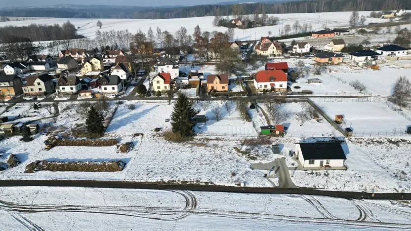 Prodej pozemku, Plesná, 913 m2