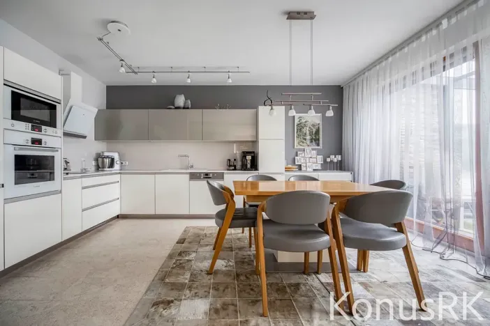 Prodej rodinného domu, Praha - Pitkovice, Lošáková, 137 m2