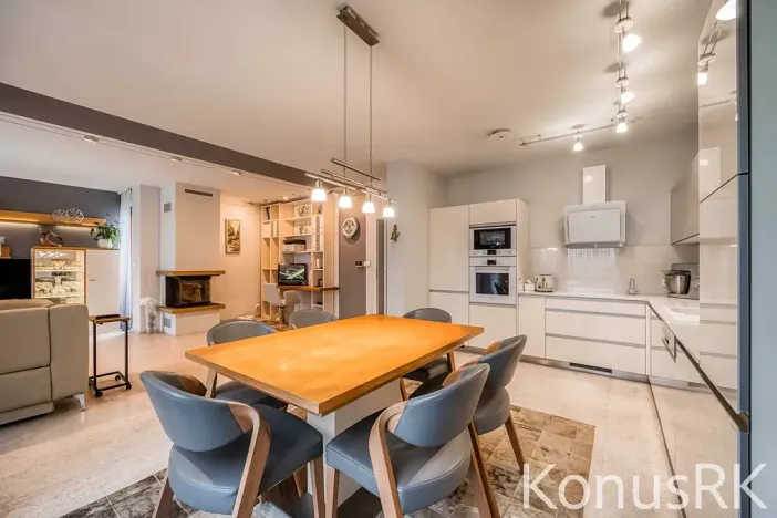 Prodej rodinného domu, Praha - Pitkovice, Lošáková, 137 m2