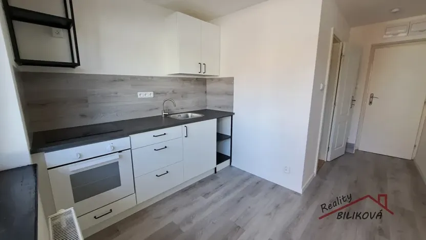 Pronájem bytu 1+1, Brandýs nad Labem-Stará Boleslav, Mariánské náměstí, 32 m2