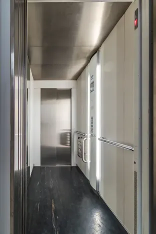 Pronájem bytu 2+kk, Praha - Vysočany, Poděbradská, 50 m2