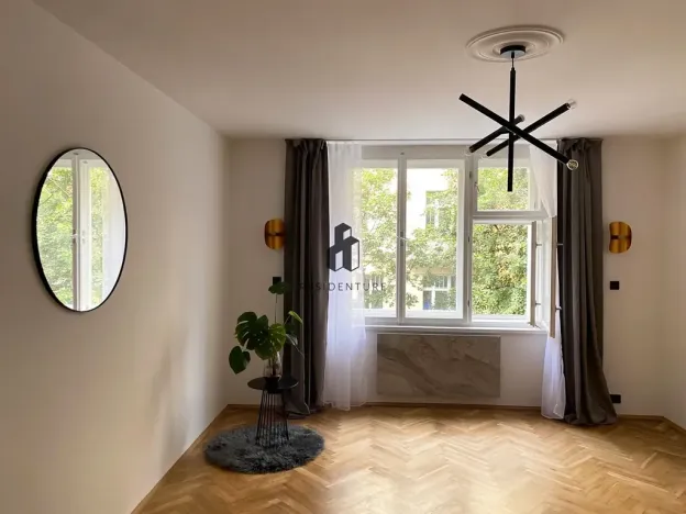 Pronájem bytu 1+kk, Praha - Vinohrady, Řipská, 30 m2