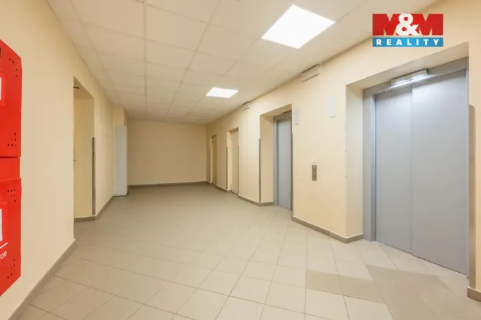 Prodej bytu 1+kk, Praha, Hlavatého, 27 m2