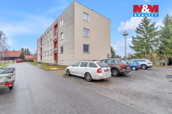 Prodej bytu 3+1, Budčeves, 60 m2