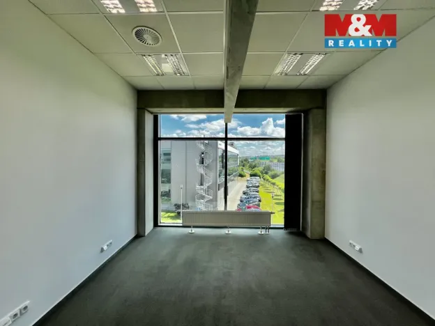 Pronájem kanceláře, Nupaky, Komerční, 100 m2