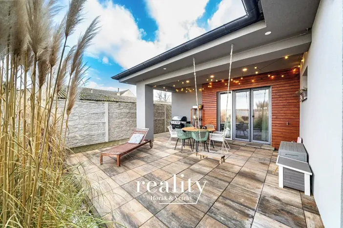 Prodej rodinného domu, Hrádek, 166 m2