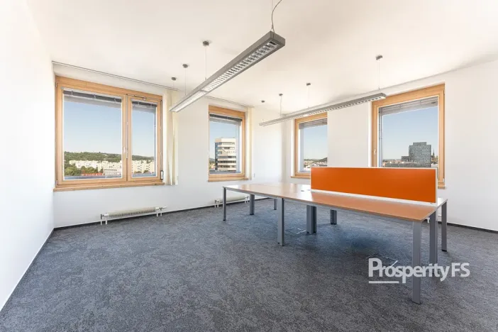 Pronájem kanceláře, Brno - Štýřice, Pražákova, 142 m2