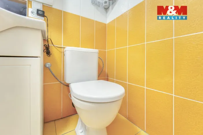 Prodej bytu 3+kk, Šestajovice, Komenského, 78 m2