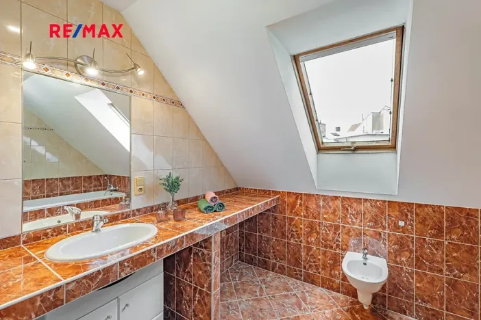 Prodej bytu 4+1, Jindřichův Hradec, Miřiovského, 140 m2