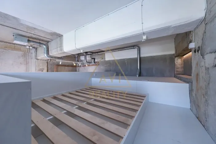 Pronájem atypického bytu, Praha - Modřany, Československého exilu, 41 m2