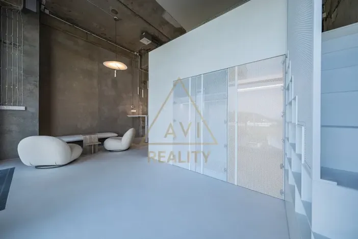 Pronájem atypického bytu, Praha - Modřany, Československého exilu, 41 m2