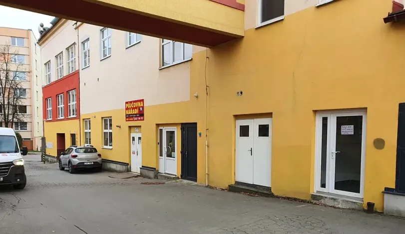 Pronájem skladu, Havlíčkův Brod, Beckovského, 144 m2