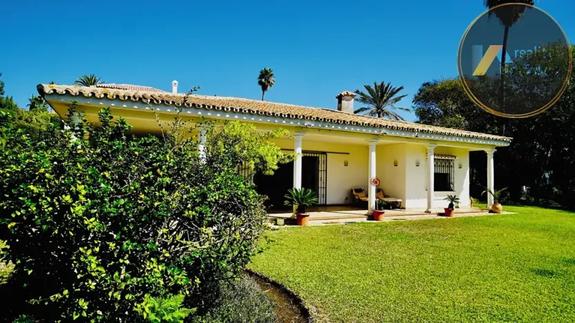 Prodej vily, Estepona, Španělsko, 220 m2