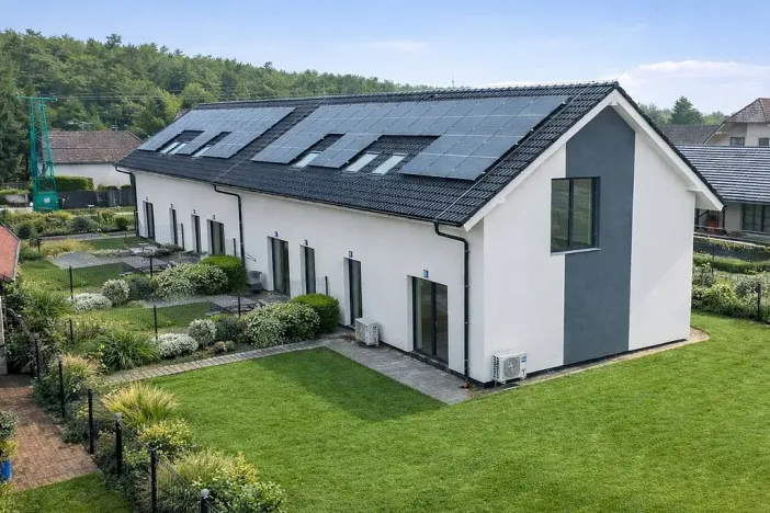 Prodej bytu 3+kk, Skorkov - Podbrahy, 90 m2