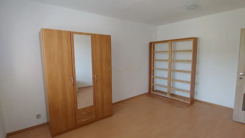 Pronájem bytu 1+1, Brno - Komín, Olbrachtovo náměstí, 35 m2