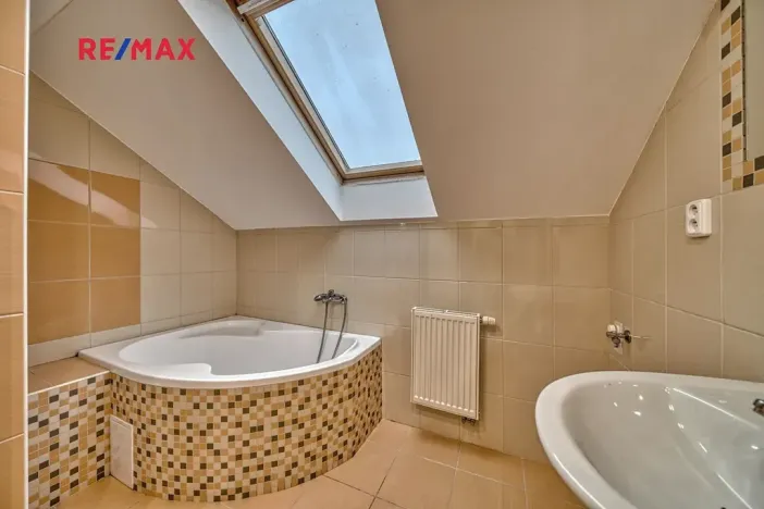 Prodej bytu 2+1, Poděbrady, Dr. Beneše, 54 m2