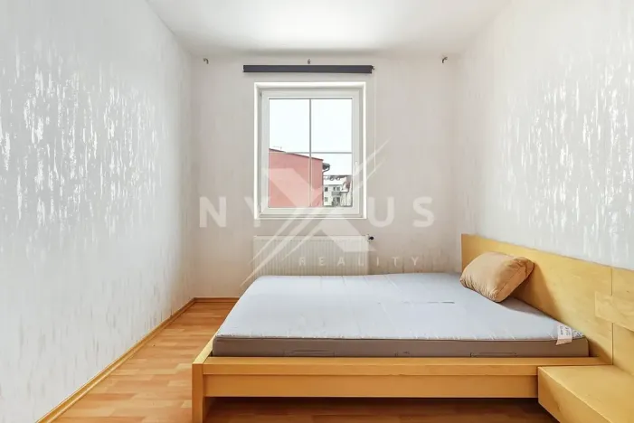 Pronájem bytu 2+kk, Břežany II, 47 m2