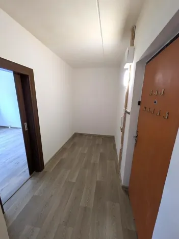Pronájem bytu 2+1, Klášterec nad Ohří, Okružní, 62 m2