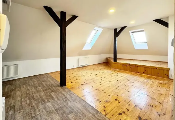 Pronájem bytu 2+kk, Lom, Havlíčkovo náměstí, 61 m2