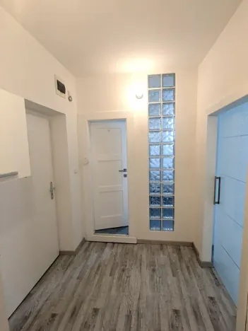 Pronájem bytu 1+1, Ústí nad Labem, Stroupežnického, 33 m2