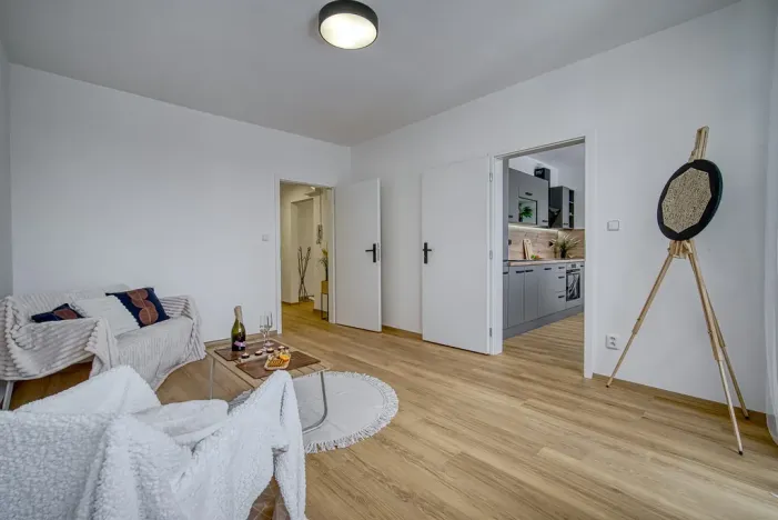 Pronájem bytu 3+1, Děčín - Děčín III-Staré Město, Příčná, 69 m2