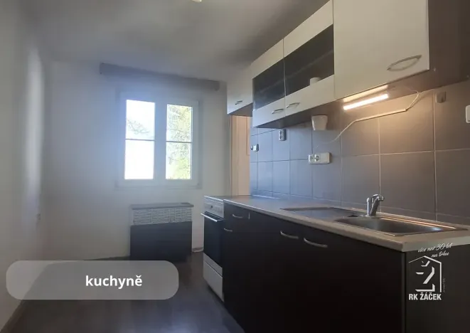 Pronájem bytu 1+1, České Budějovice, Pražská tř., 38 m2