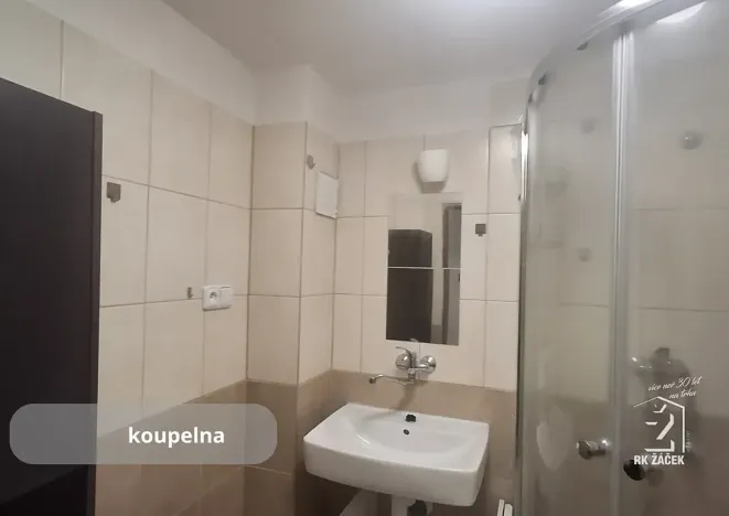 Pronájem bytu 1+1, České Budějovice, Pražská tř., 38 m2