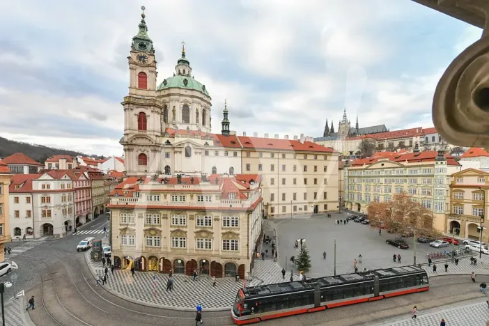 Pronájem kanceláře, Praha - Malá Strana, Malostranské náměstí, 135 m2