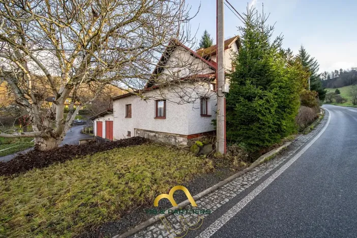 Prodej rodinného domu, Chuchelna, 216 m2