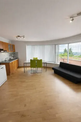 Pronájem bytu 2+kk, Praha - Kobylisy, Mirovická, 58 m2