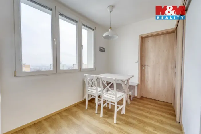 Prodej bytu 3+1, Plzeň - Lobzy, Pod Vrchem, 62 m2