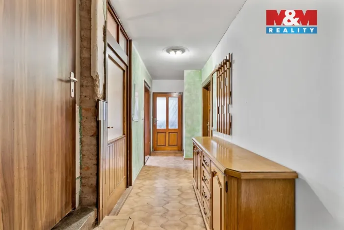 Prodej rodinného domu, Chomutice, 132 m2