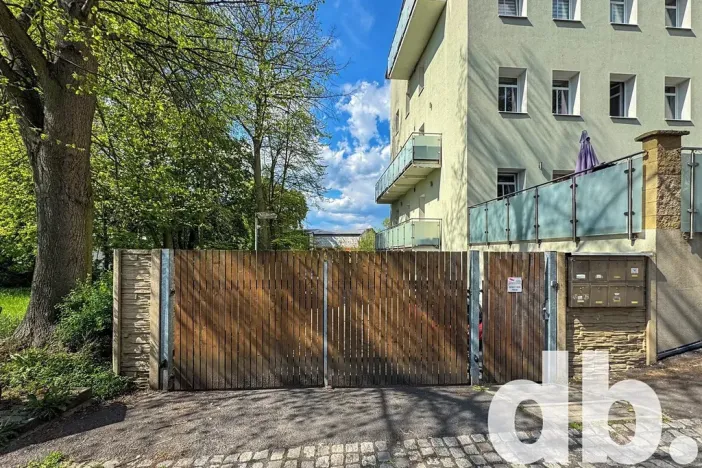 Pronájem bytu 2+kk, Karlovy Vary, Na Rolavě, 43 m2