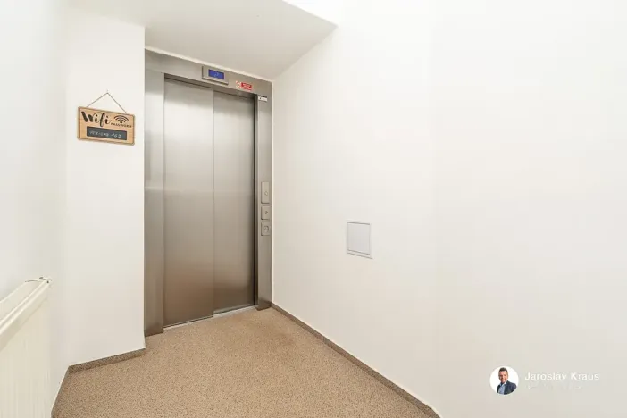 Prodej ubytování, Lázně Bělohrad, Lázeňská, 529 m2