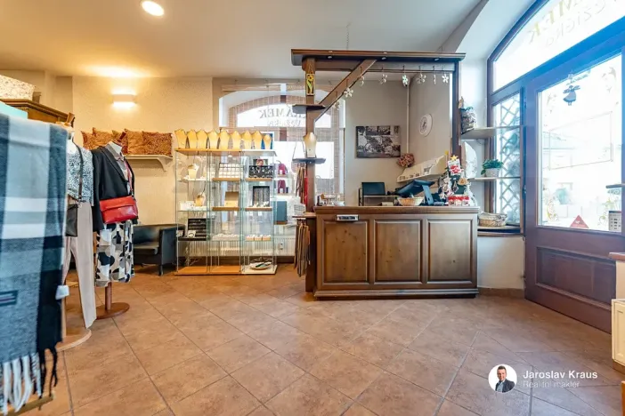 Prodej vícegeneračního domu, Lázně Bělohrad, Lázeňská, 529 m2