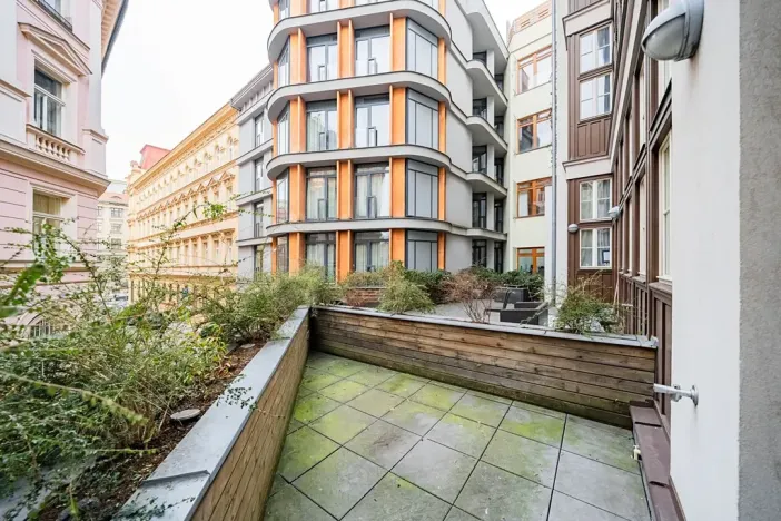 Pronájem bytu 2+kk, Praha - Nové Město, Petrská, 67 m2