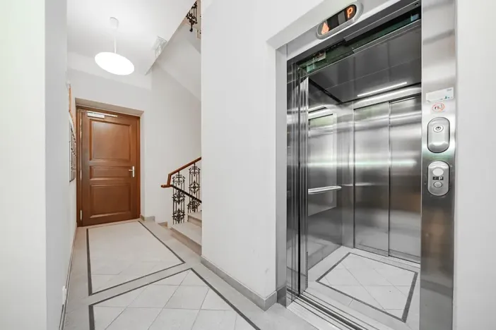 Pronájem bytu 2+kk, Praha - Nové Město, Petrská, 67 m2