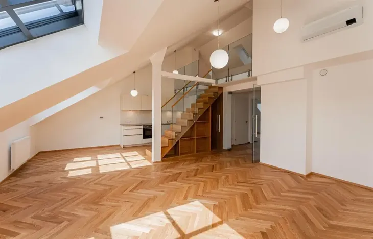 Pronájem bytu 4+kk, Praha - Žižkov, Seifertova, 107 m2