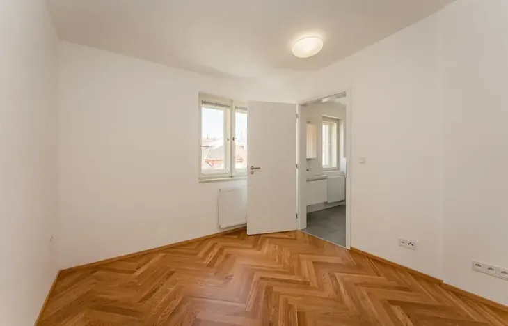 Pronájem bytu 4+kk, Praha - Žižkov, Seifertova, 107 m2
