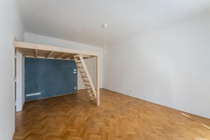 Pronájem bytu 3+1, Praha - Bubeneč, Uralská, 101 m2