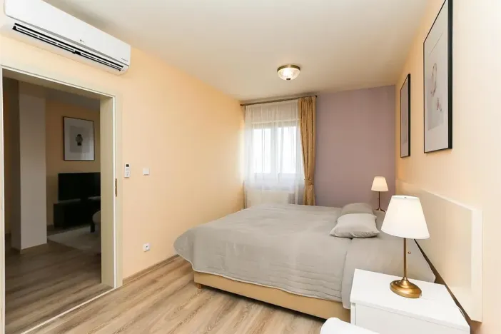 Pronájem bytu 3+kk, Praha - Vinohrady, Máchova, 63 m2