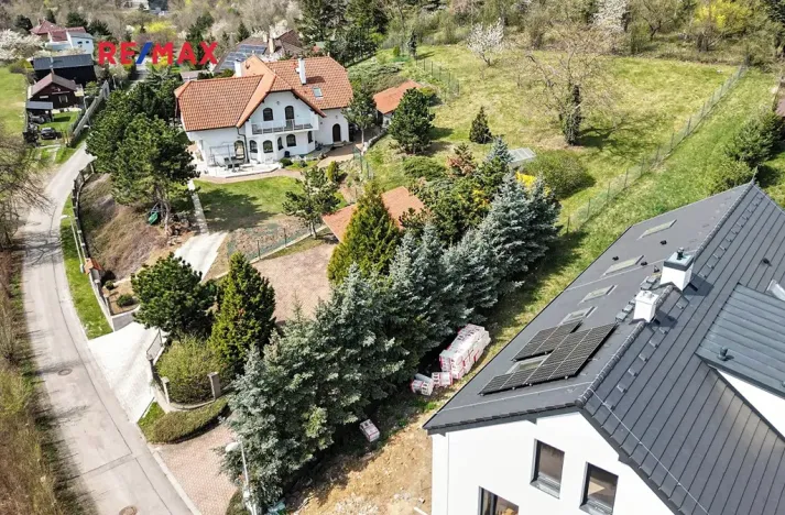 Prodej pozemku pro bydlení, Praha - Lochkov, 1550 m2