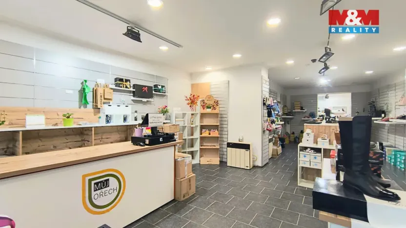 Pronájem obchodního prostoru, Slaný, Husova, 88 m2