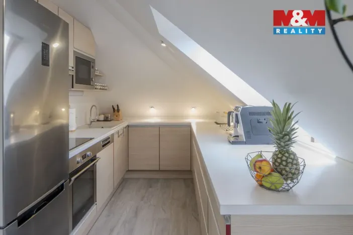 Prodej bytu 3+1, Zlín - Kudlov, Žlutá, 83 m2