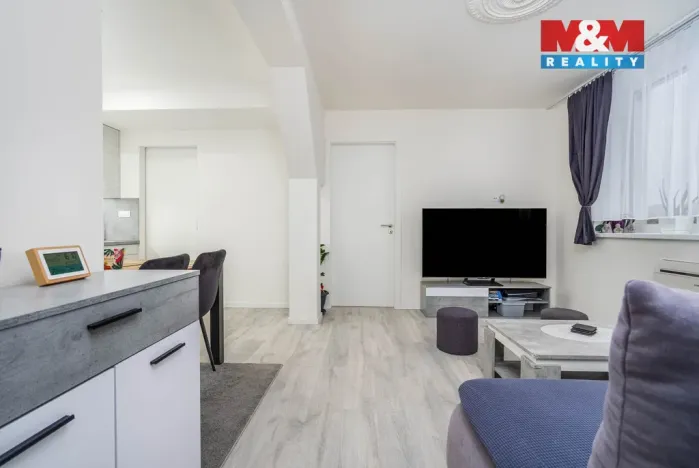 Prodej bytu 2+kk, Mratín, Kostelecká, 51 m2