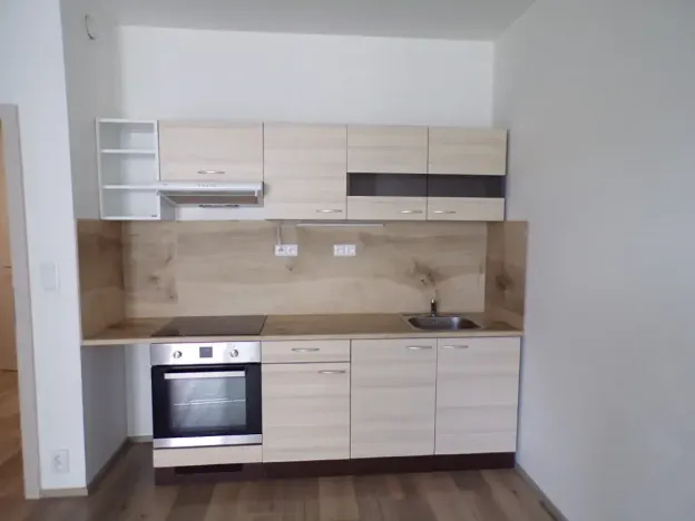 Prodej ubytování, Praha - Vysočany, Čerpadlová, 57 m2